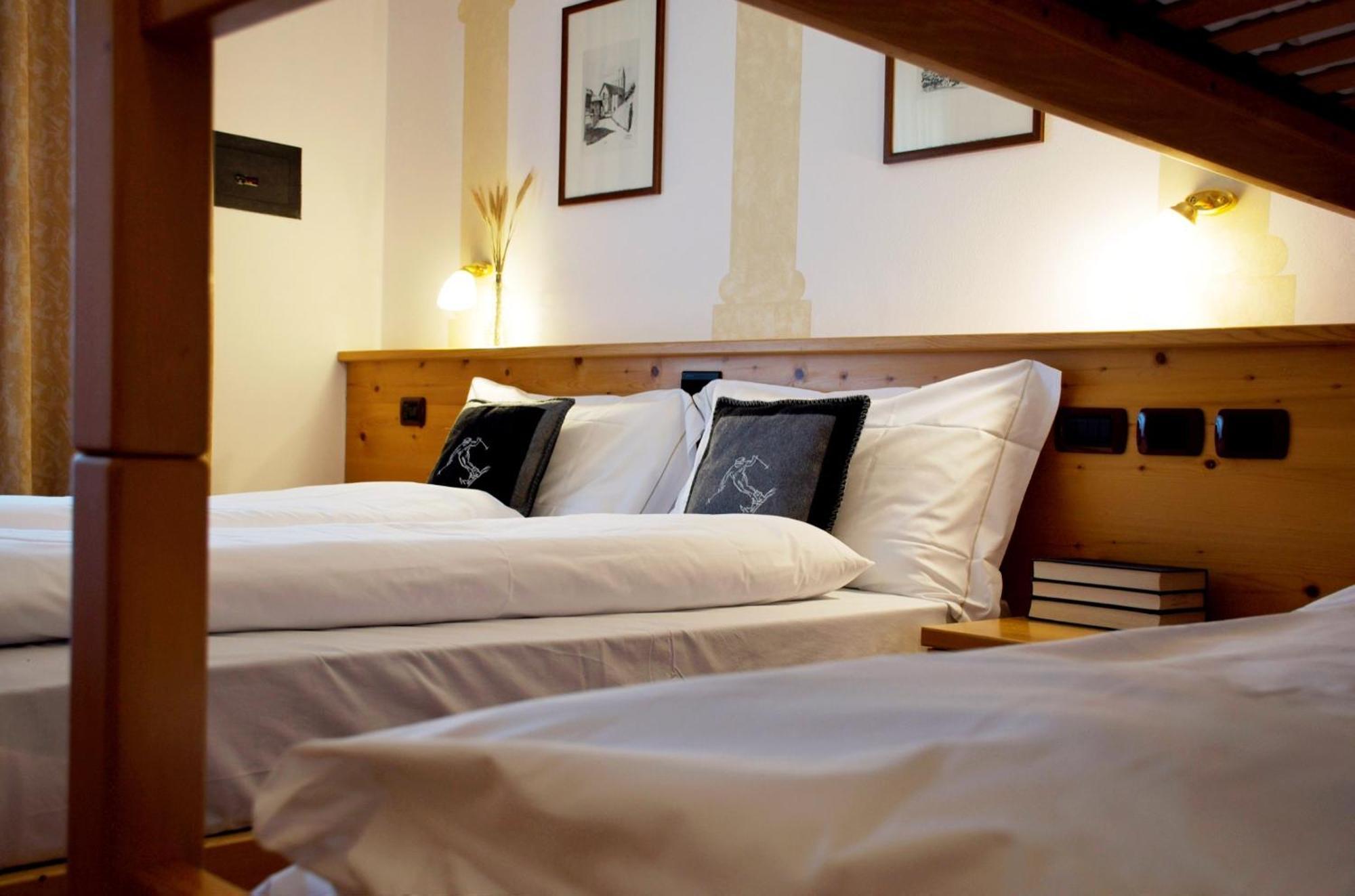 Hotel Belfiore Monclassico Esterno foto